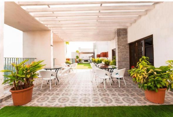 Good Stay Pool View Premium Studio Apartment 206 Dabolim Bagian luar foto